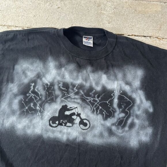 Vintage 90s/Y2k Storm Rider Motorcycle Lightning Tee - Picture 2 of 4